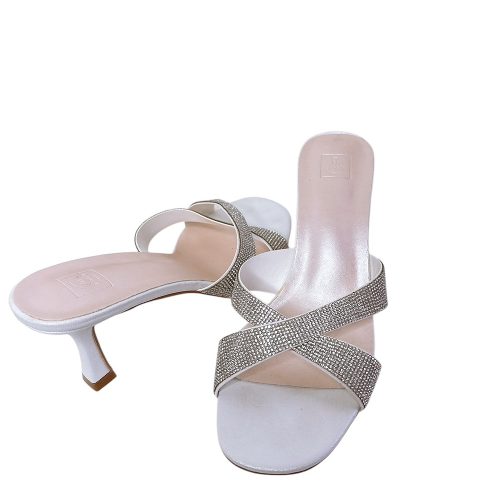 Sandals size 8